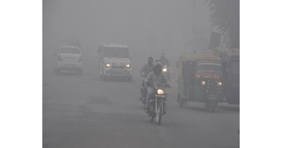 दिल्ली से बिहार तक शीतलहर का प्रहार, दक्षिण भारत में &lsquo;दितवाह&rsquo; का कहर! चेन्नई में रेड अलर्ट जारी