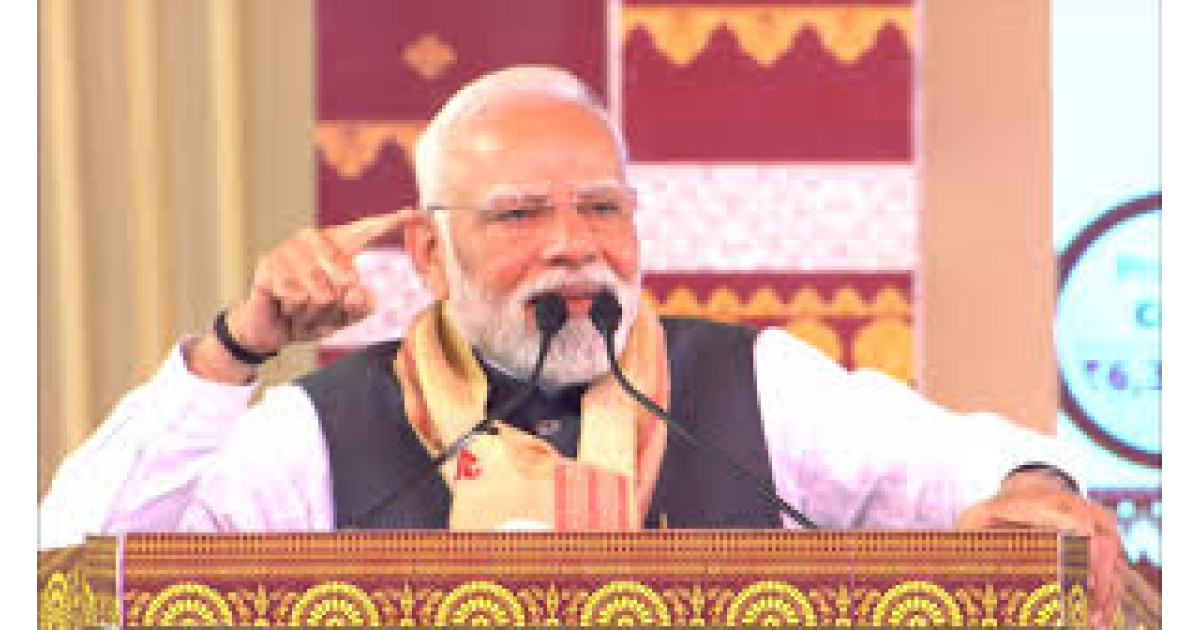 देश की सुरक्षा से खिलवाड़ बर्दाश्त नहीं&rdquo;: SIR पर असम में गरजे पीएम मोदी, कांग्रेस पर सीधा वार&mdash;&ldquo;घुसपैठियों को बचाने वाले देशद्रोही