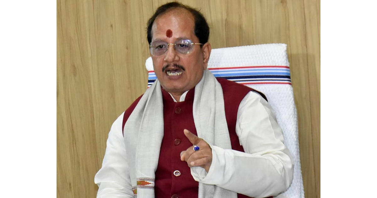 बिहार में जवाबदेही का नया दौर: विजय कुमार सिन्हा का बड़ा फैसला, अफसरों के मोबाइल नंबर होंगे सार्वजनिक, हर शिकायत पर तय समय-सीमा