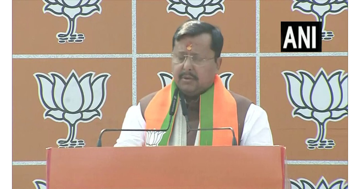 45 साल के नितिन नबीन बने भाजपा अध्यक्ष, बंगाल&ndash;तमिलनाडु पर रहेगा फोकस; बोले- साधारण कार्यकर्ता को मिला असाधारण सम्मान, मोदी ने कहा- अब वे मेरे बॉस हैं