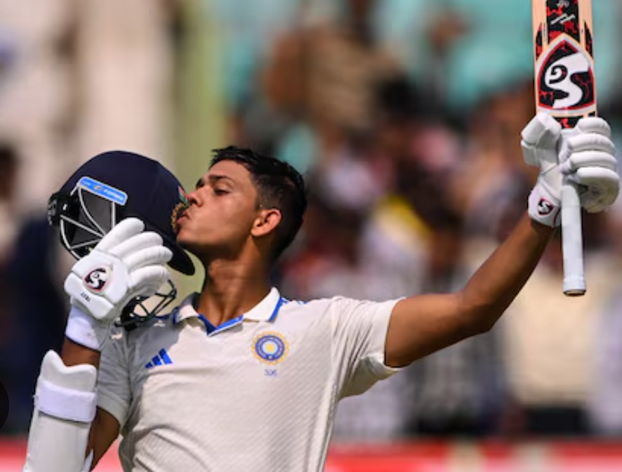 यशस्वी जायसवाल का शतक 