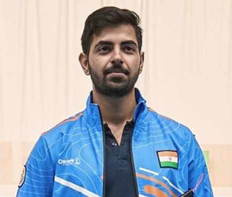 सम्राट जीते !